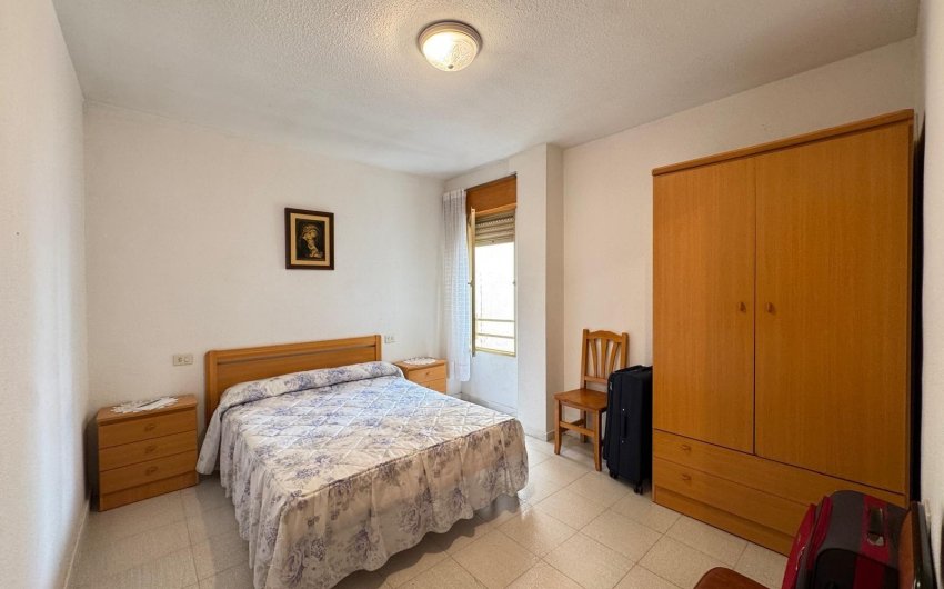 Herverkoop - Apartamento -
Torrevieja - Centro