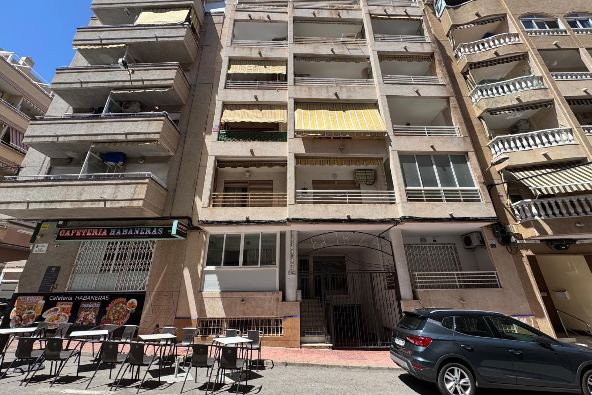 Herverkoop - Apartamento -
Torrevieja - Centro