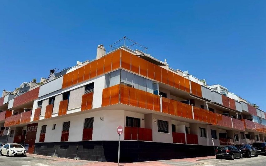 Herverkoop - Apartamento -
Torrevieja - Centro