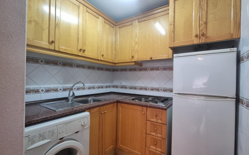 Herverkoop - Apartamento -
Torrevieja - Centro