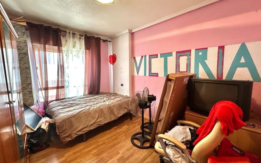 Herverkoop - Apartamento -
Torrevieja - Centro