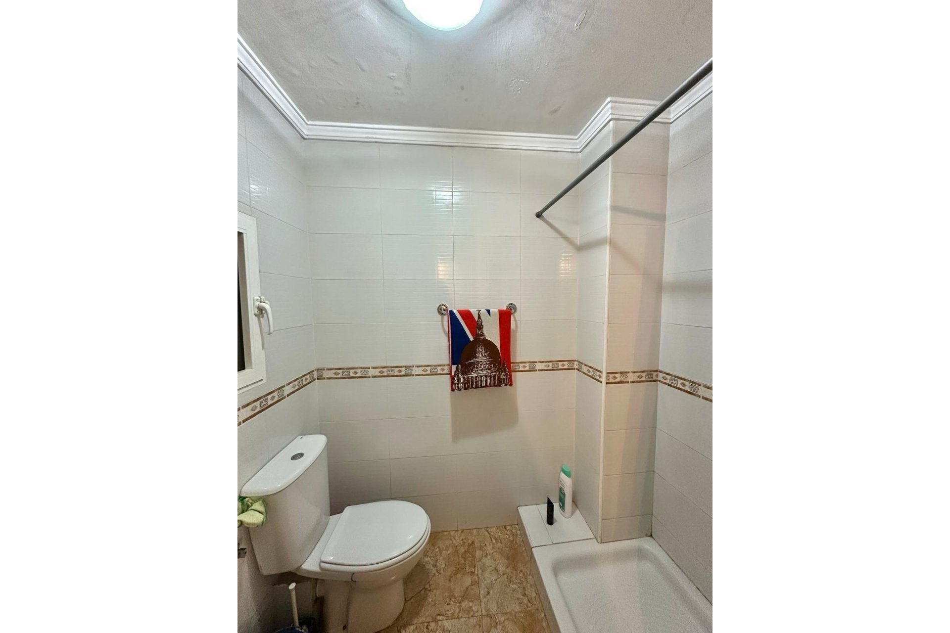 Herverkoop - Apartamento -
Torrevieja - Centro