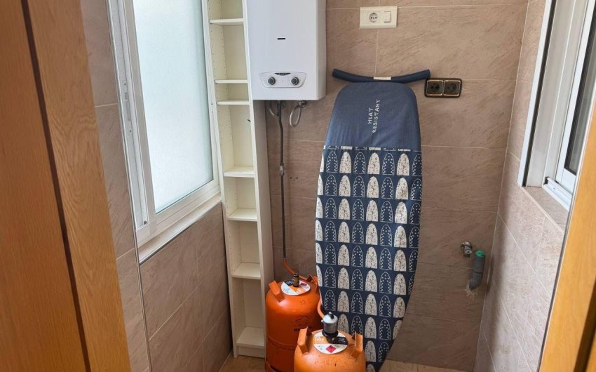 Herverkoop - Apartamento -
Torrevieja - Centro