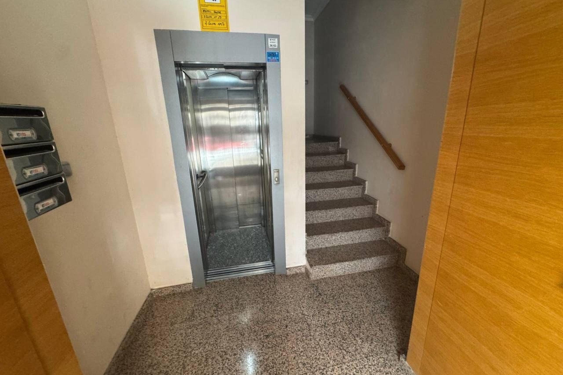 Herverkoop - Apartamento -
Torrevieja - Centro
