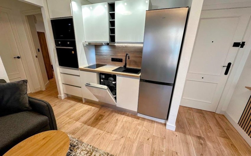 Herverkoop - Apartamento -
Torrevieja - Centro