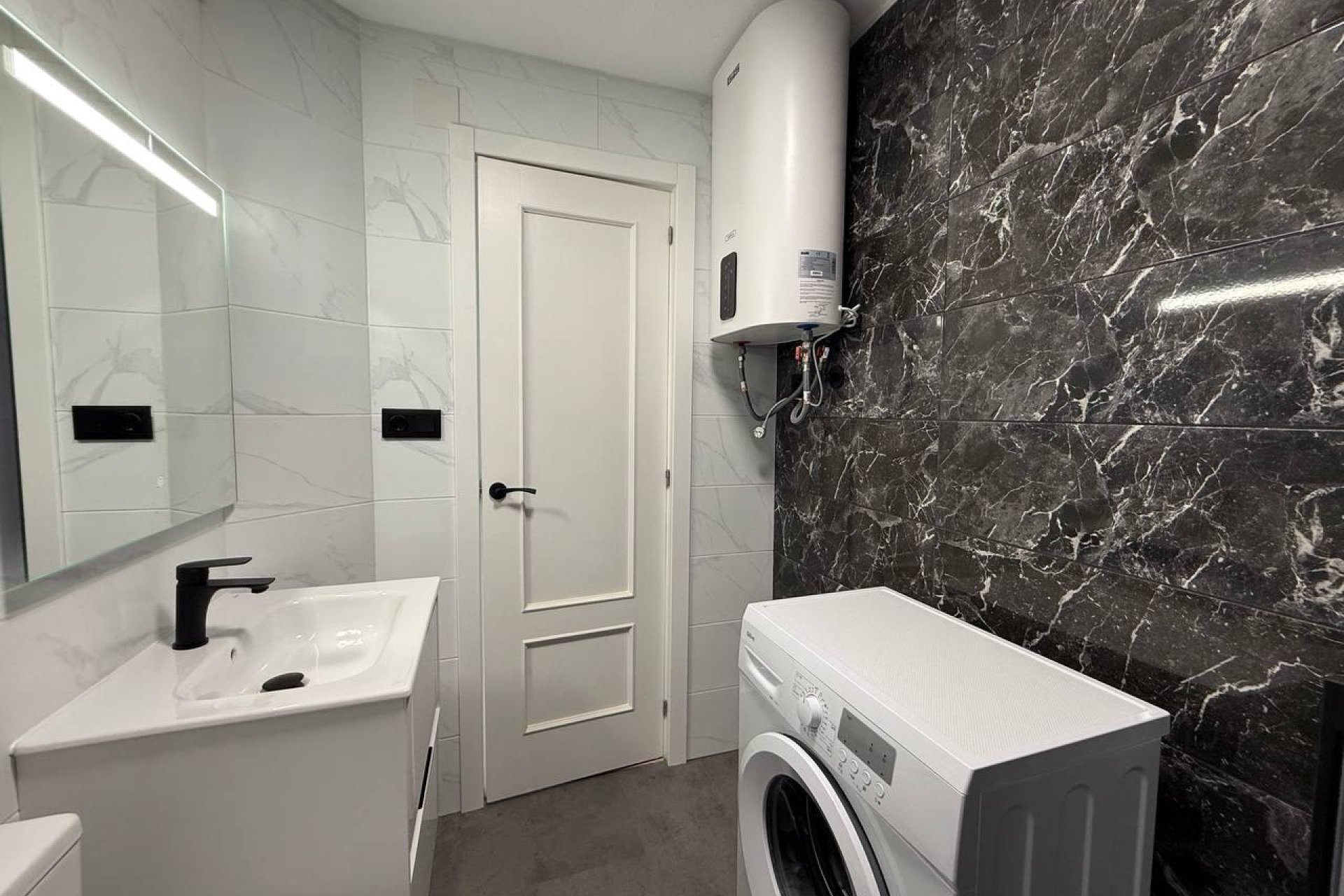 Herverkoop - Apartamento -
Torrevieja - Centro
