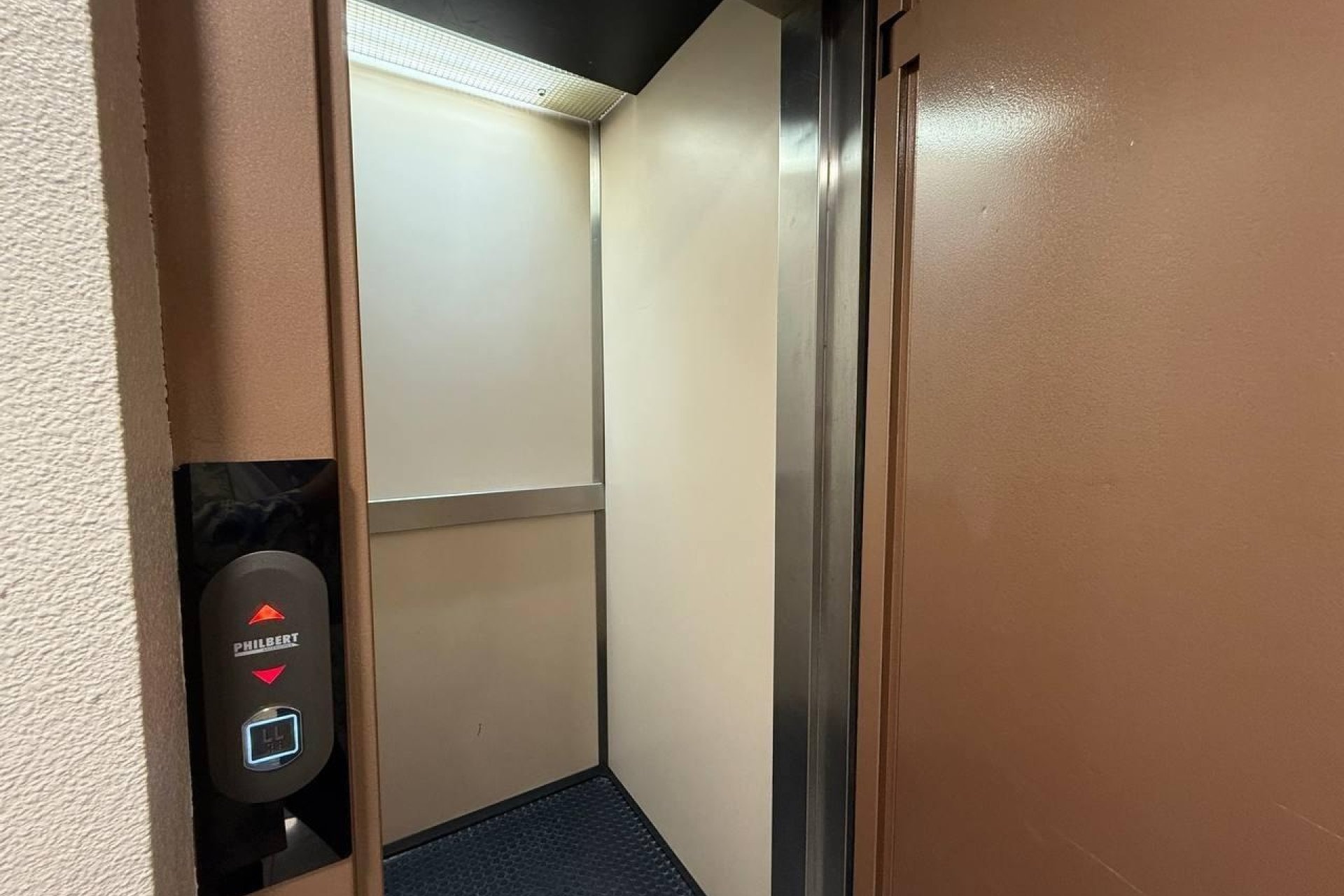 Herverkoop - Apartamento -
Torrevieja - Centro