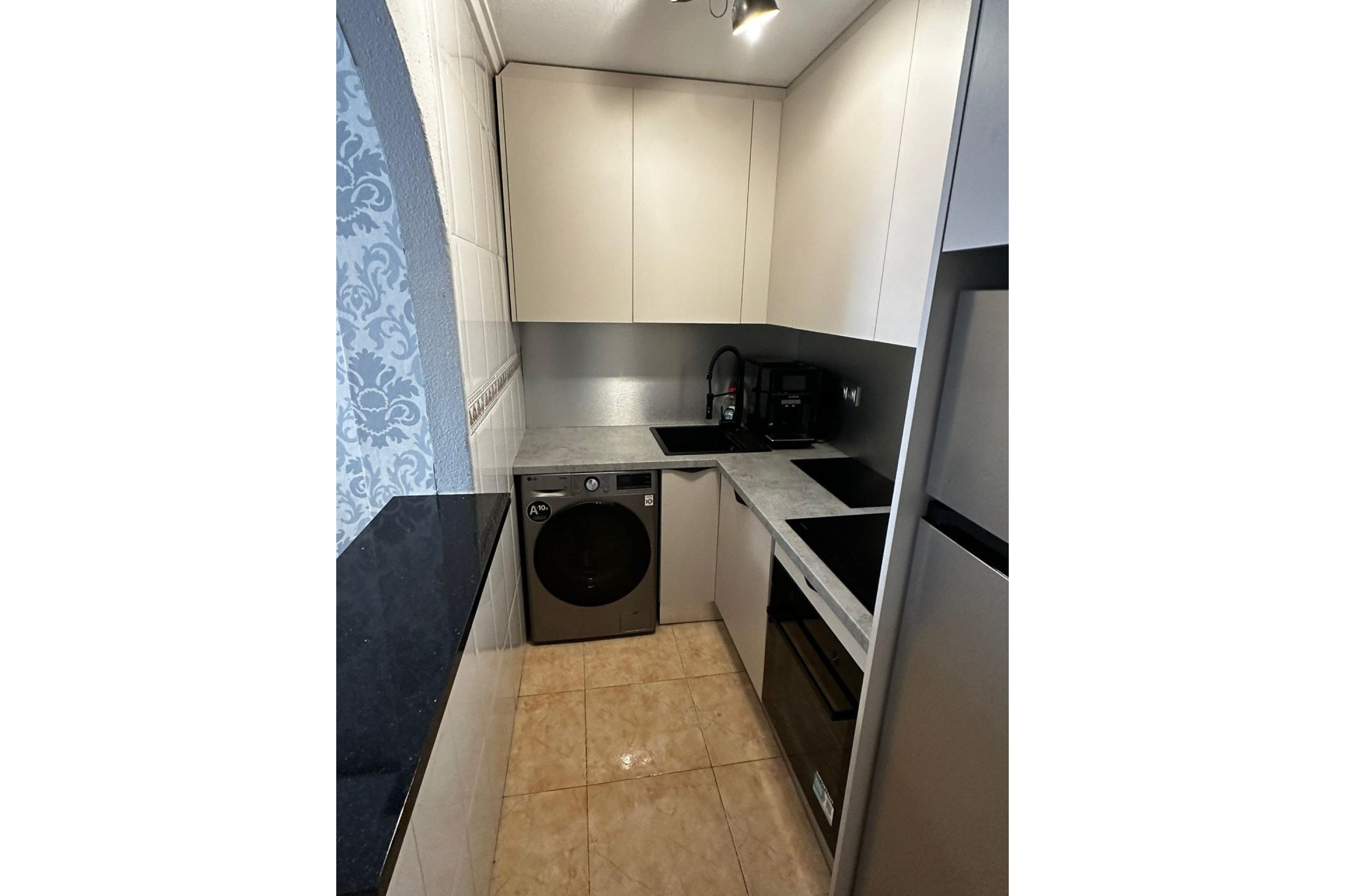 Herverkoop - Apartamento -
Torrevieja - Centro