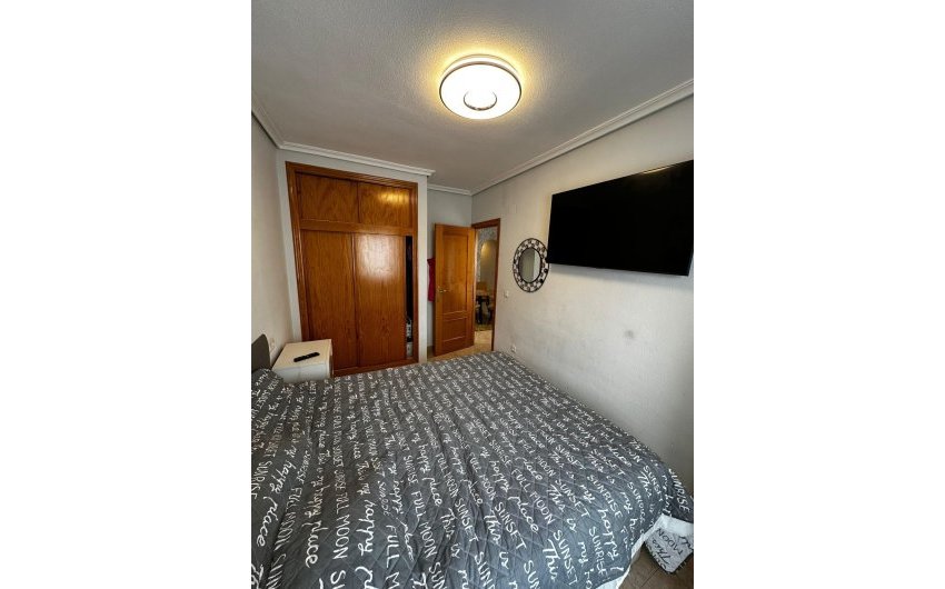 Herverkoop - Apartamento -
Torrevieja - Centro