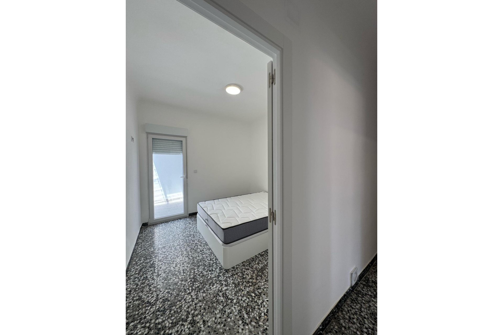 Herverkoop - Apartamento -
Torrevieja - Centro