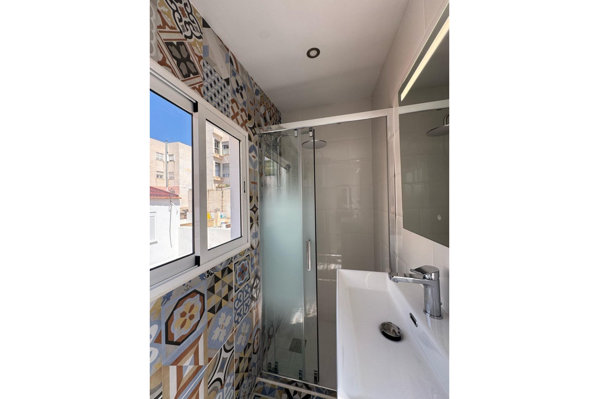 Herverkoop - Apartamento -
Torrevieja - Centro