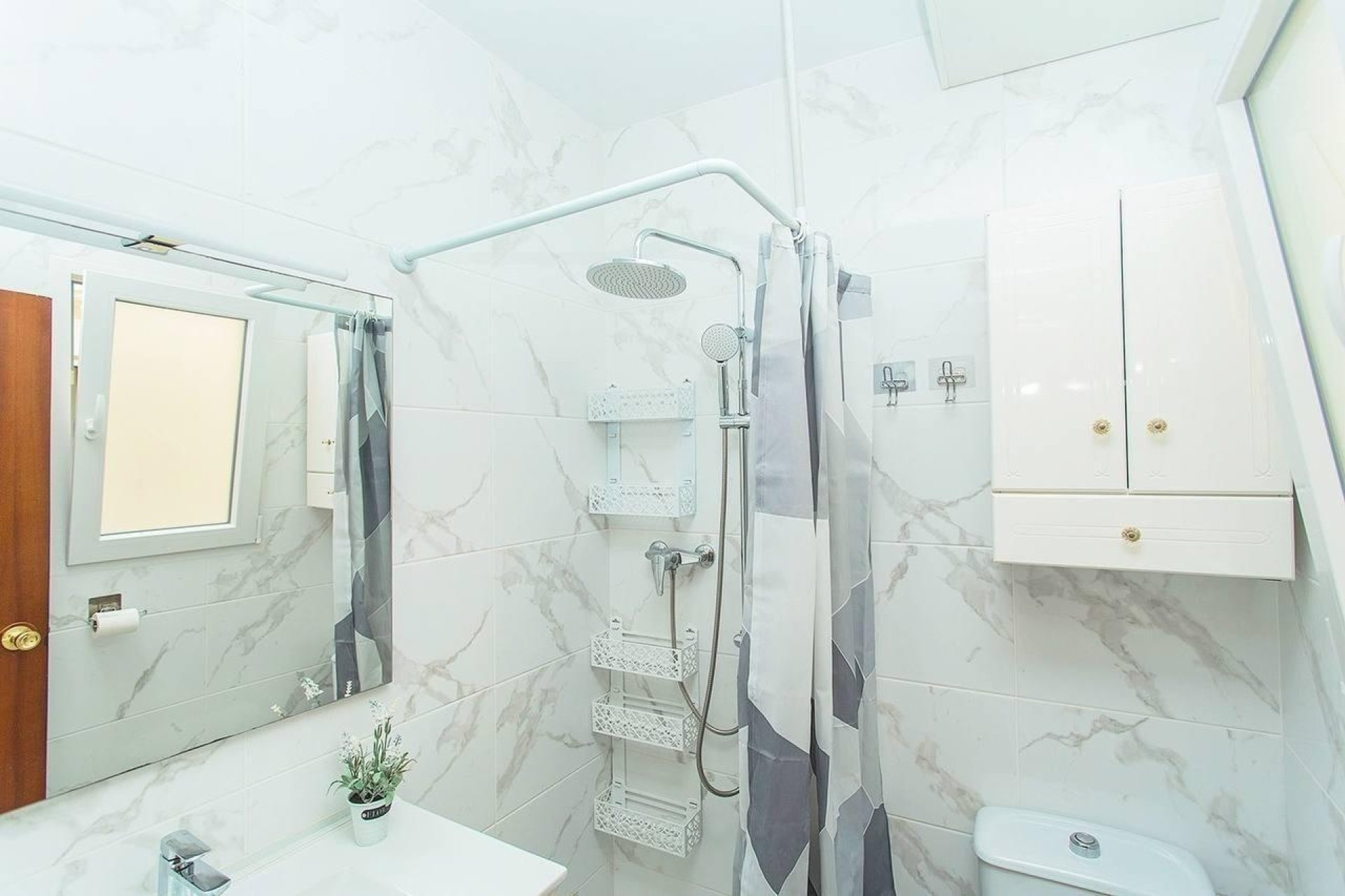 Herverkoop - Apartamento -
Torrevieja - Playa del Cura