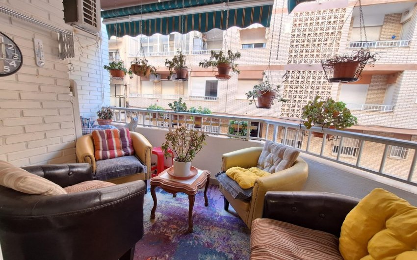 Herverkoop - Apartamento -
Torrevieja - Playa del Cura
