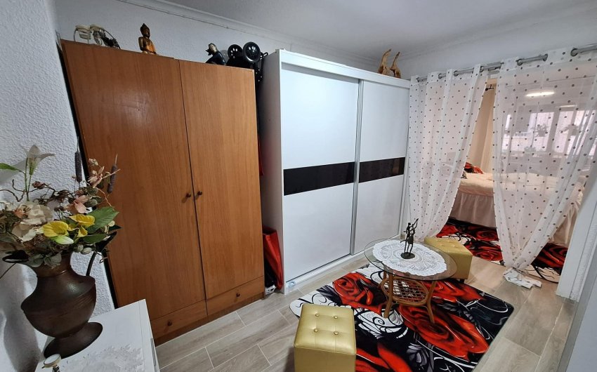 Herverkoop - Apartamento -
Torrevieja - Playa del Cura