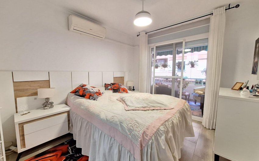 Herverkoop - Apartamento -
Torrevieja - Playa del Cura