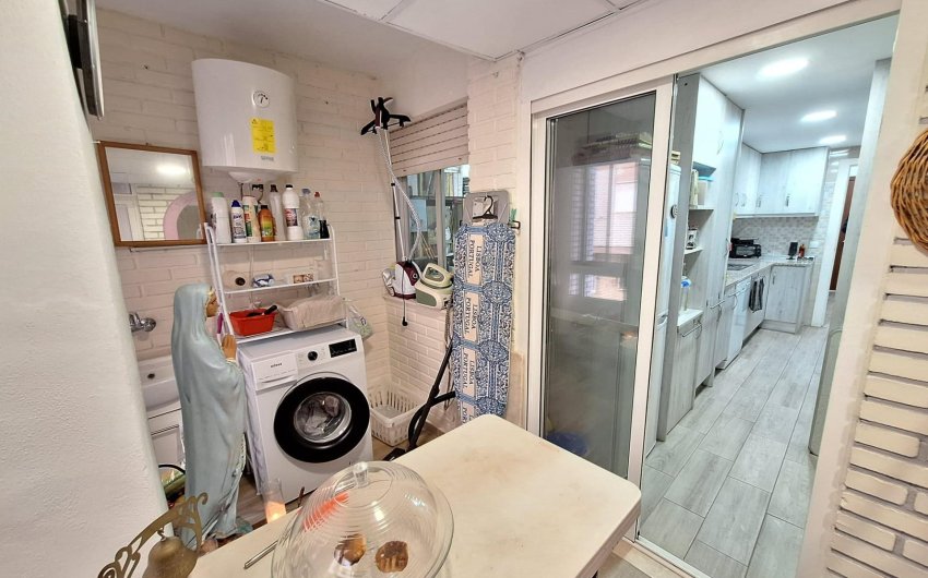 Herverkoop - Apartamento -
Torrevieja - Playa del Cura