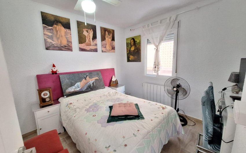 Herverkoop - Apartamento -
Torrevieja - Playa del Cura