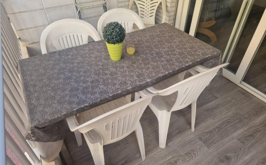 Herverkoop - Apartamento -
Torrevieja - Playa del Cura
