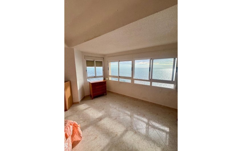 Herverkoop - Apartamento -
Torrevieja - Playa del Cura
