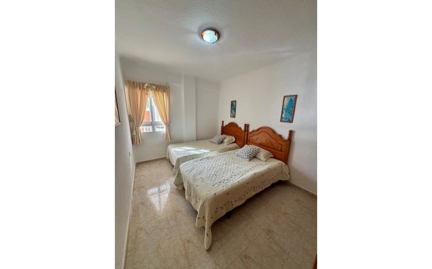 Herverkoop - Apartamento -
Torrevieja - Playa del Cura