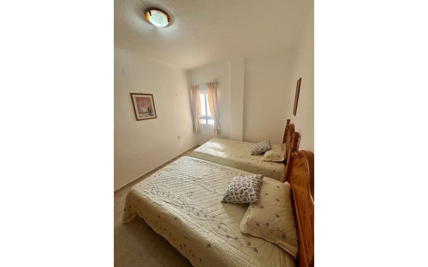 Herverkoop - Apartamento -
Torrevieja - Playa del Cura