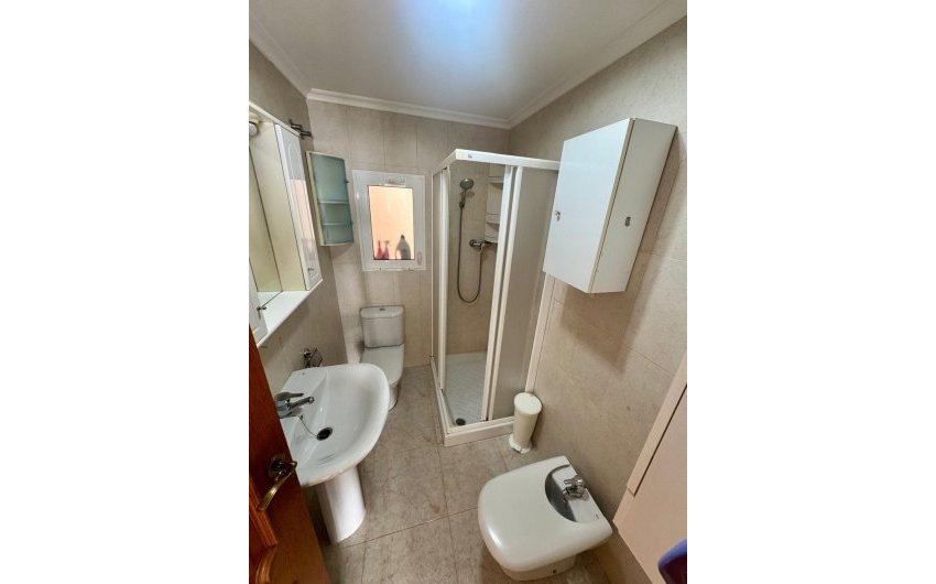 Herverkoop - Apartamento -
Torrevieja - Playa del Cura