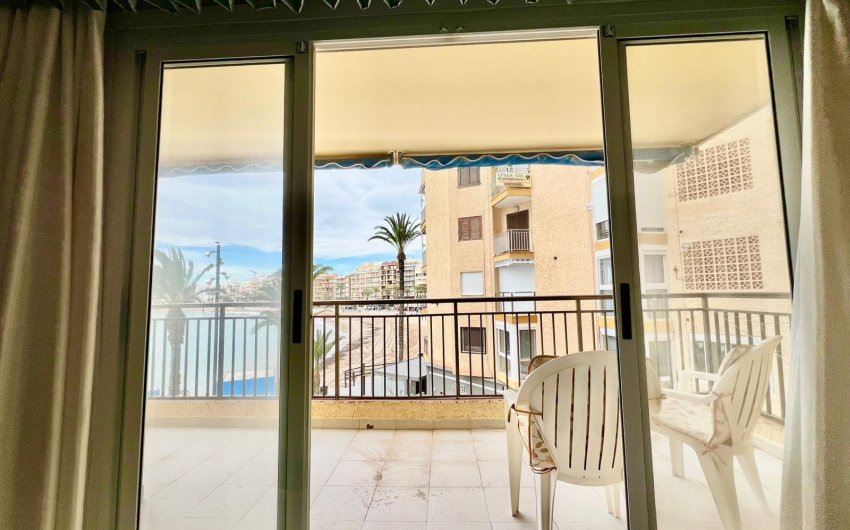 Herverkoop - Apartamento -
Torrevieja - Playa del Cura