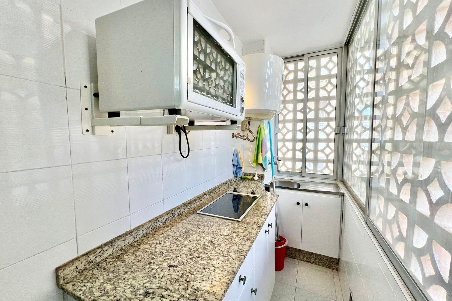 Herverkoop - Apartamento -
Torrevieja - Playa del Cura