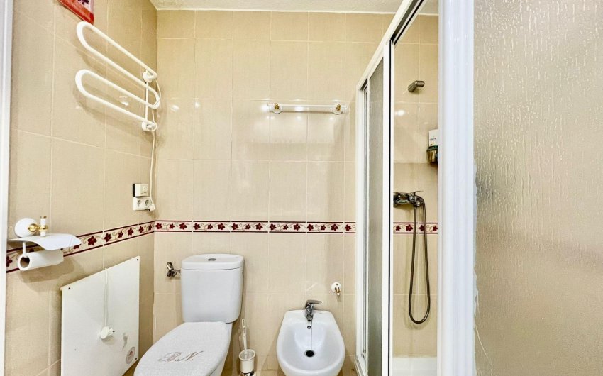 Herverkoop - Apartamento -
Torrevieja - Playa del Cura