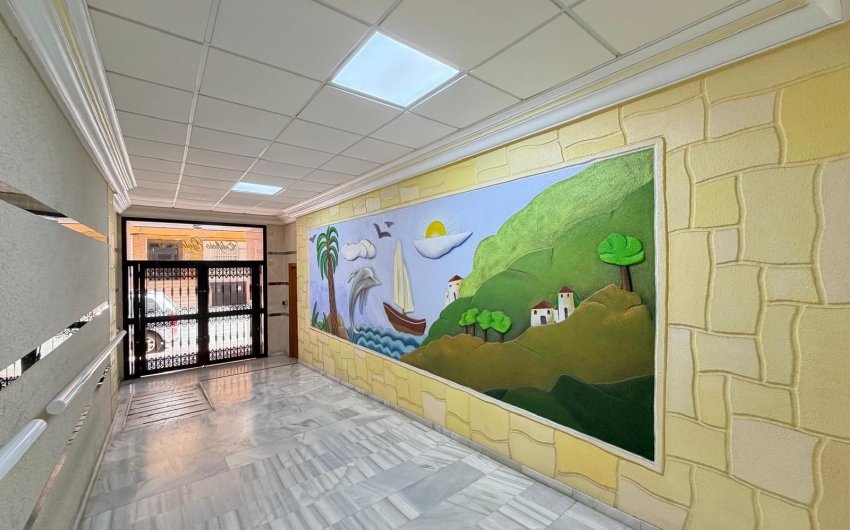 Herverkoop - Apartamento -
Torrevieja - Playa del Cura