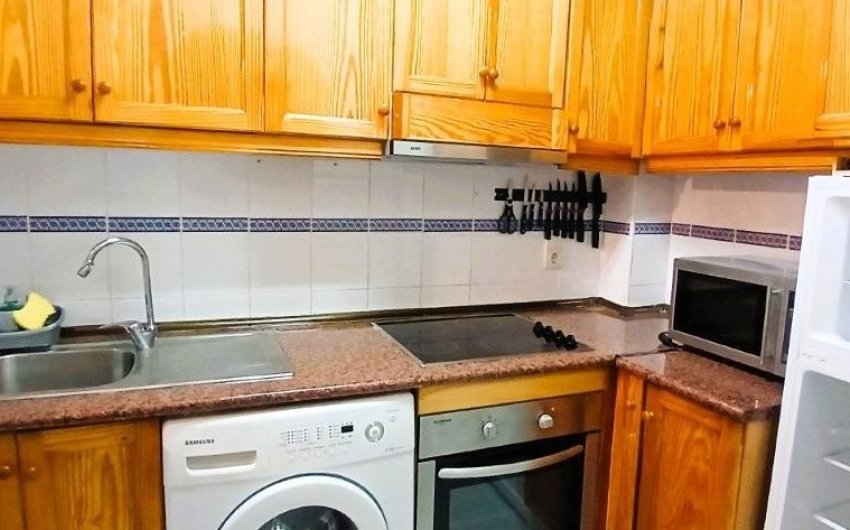 Herverkoop - Apartamento -
Torrevieja - Playa del Cura