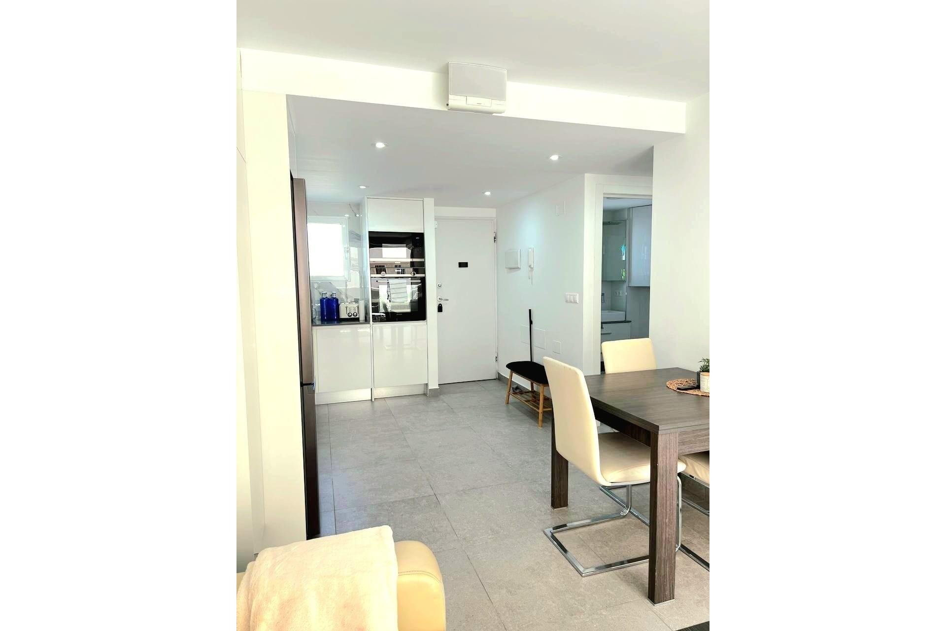 Herverkoop - Apartamento -
Torrevieja - Playa del Cura