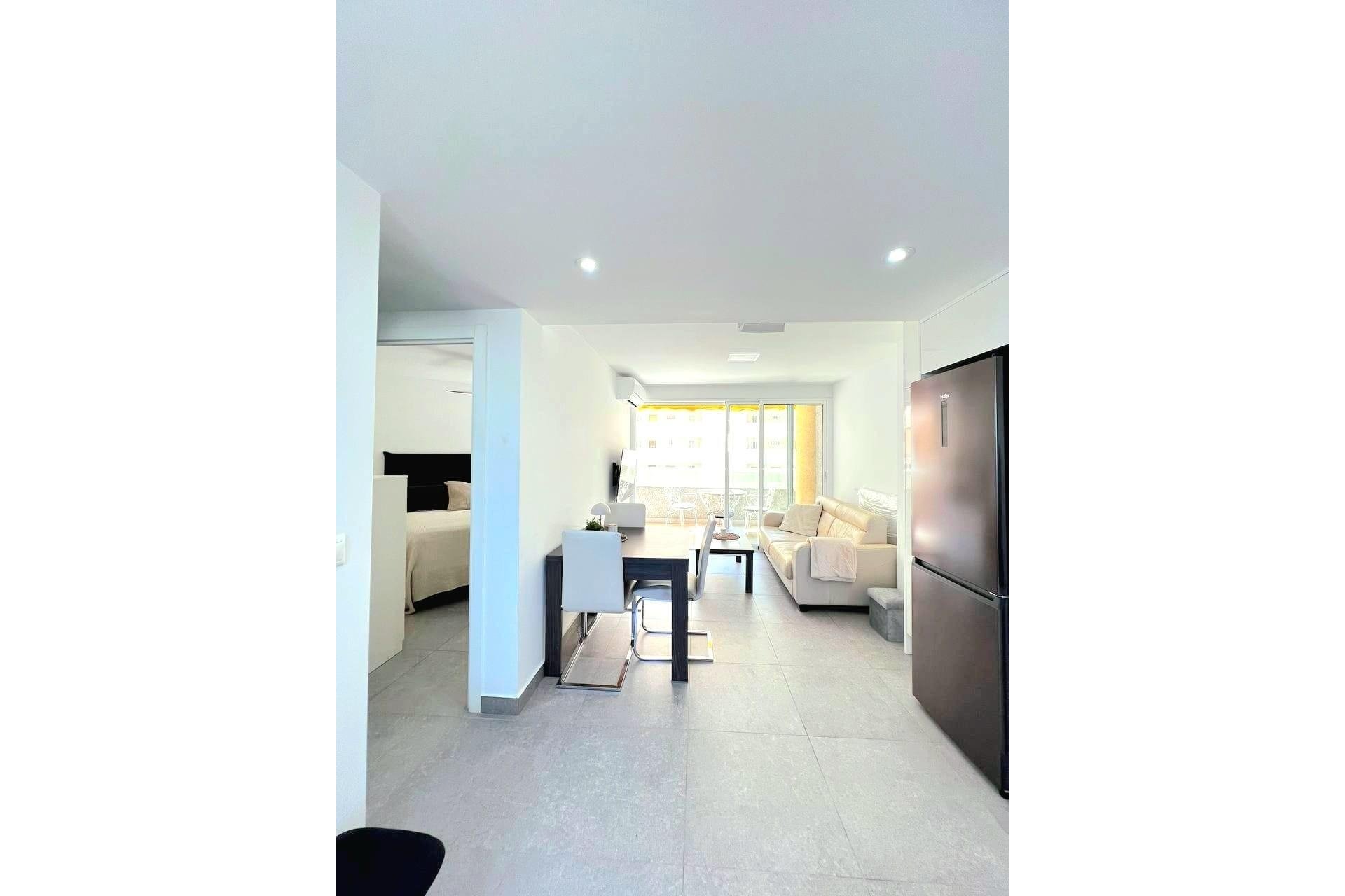 Herverkoop - Apartamento -
Torrevieja - Playa del Cura