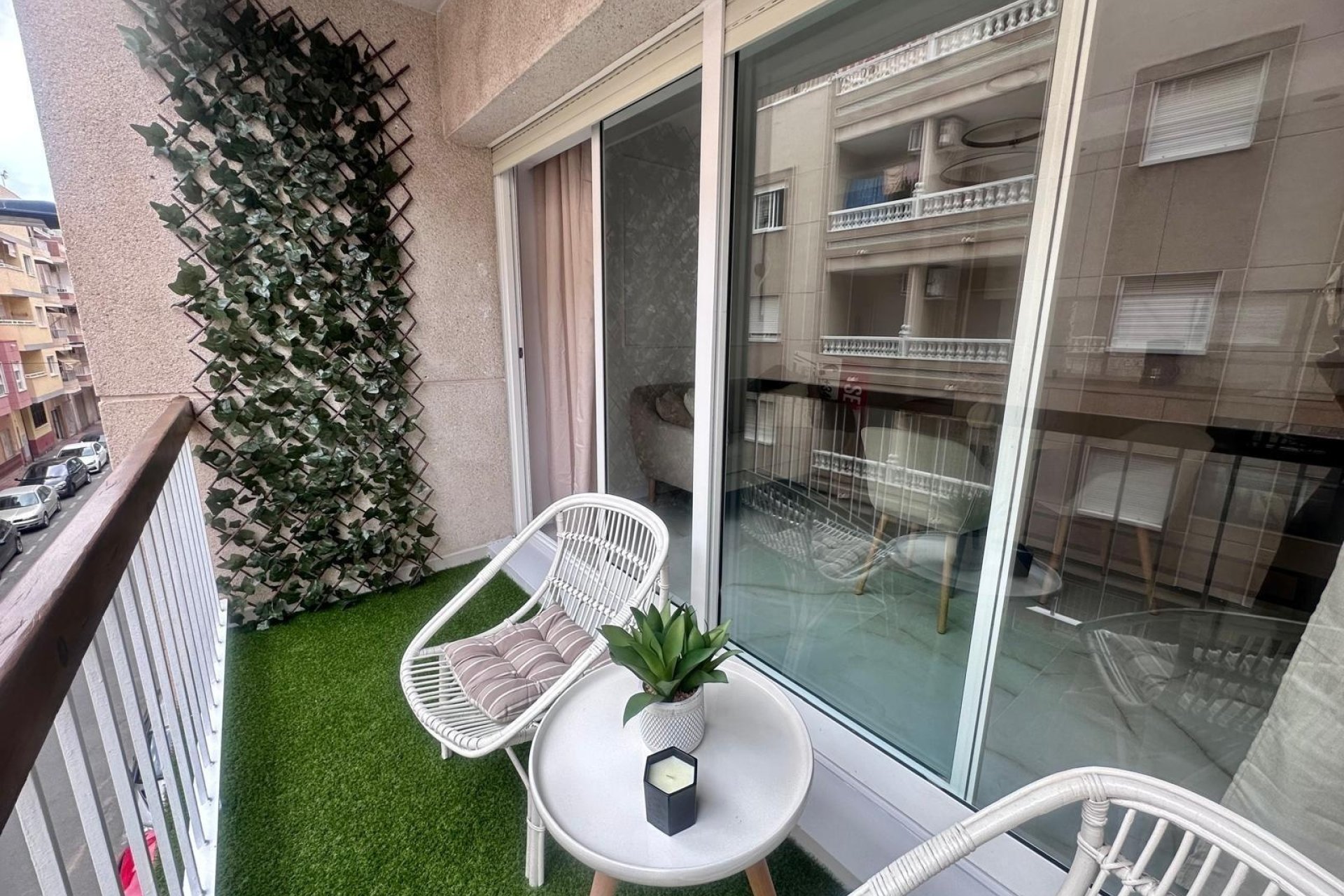 Herverkoop - Apartamento -
Torrevieja - Playa del Cura