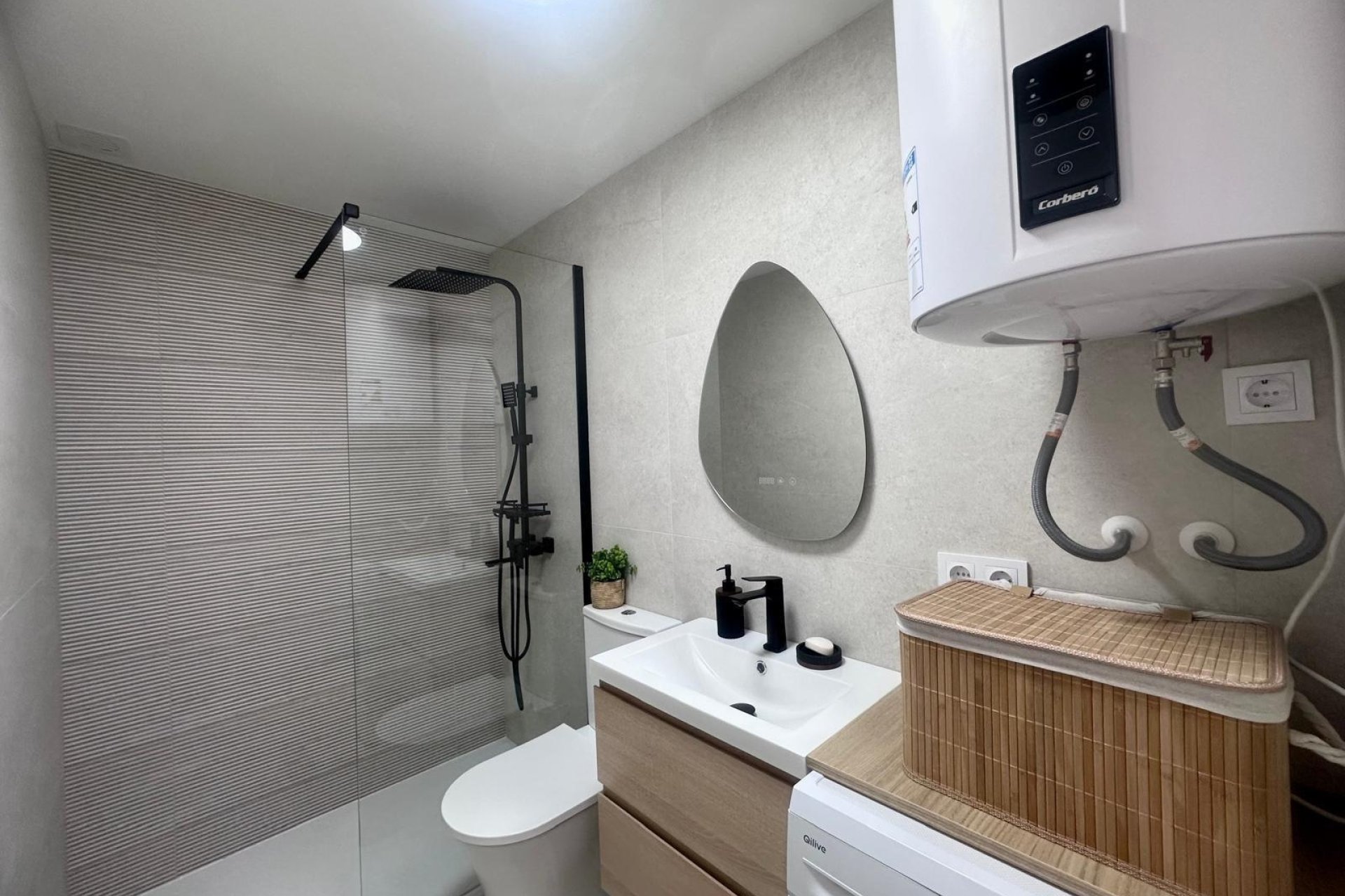 Herverkoop - Apartamento -
Torrevieja - Playa del Cura