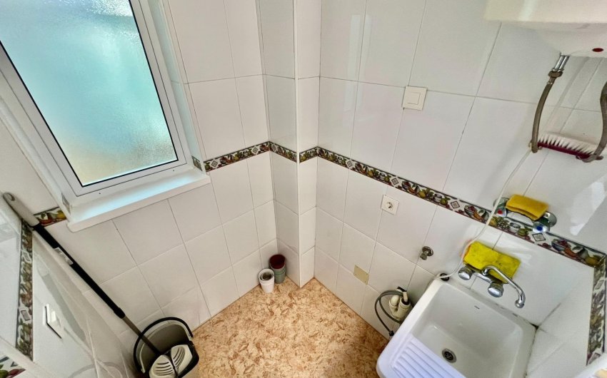 Herverkoop - Apartamento -
Torrevieja - Playa del Cura