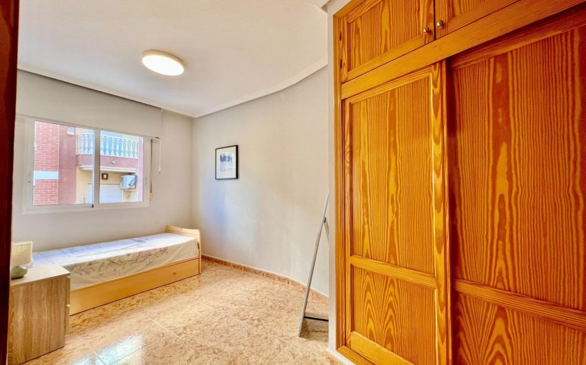 Herverkoop - Apartamento -
Torrevieja - Playa del Cura