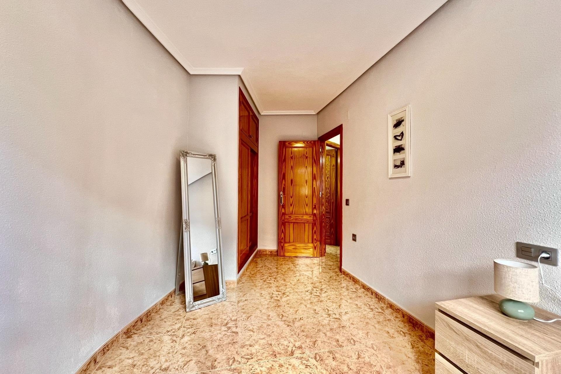 Herverkoop - Apartamento -
Torrevieja - Playa del Cura