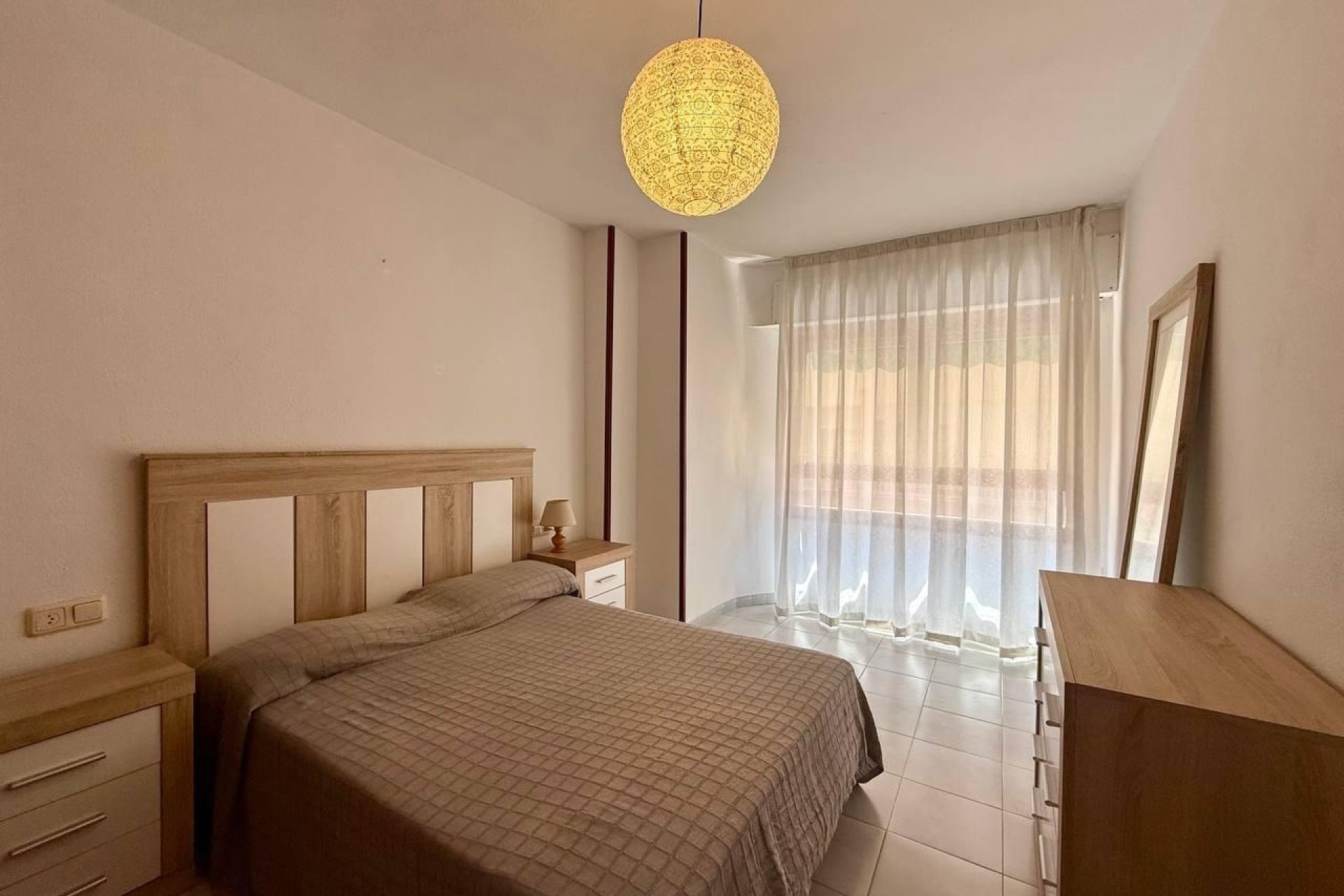 Herverkoop - Apartamento -
Torrevieja - Playa del Cura