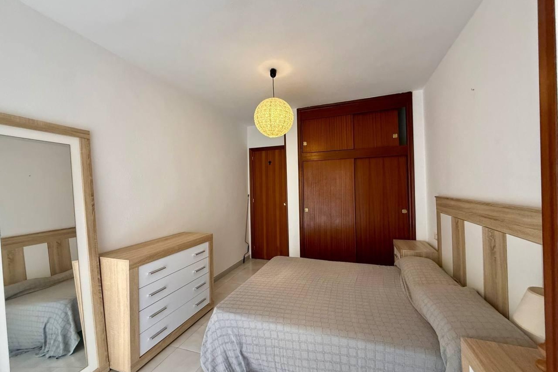 Herverkoop - Apartamento -
Torrevieja - Playa del Cura