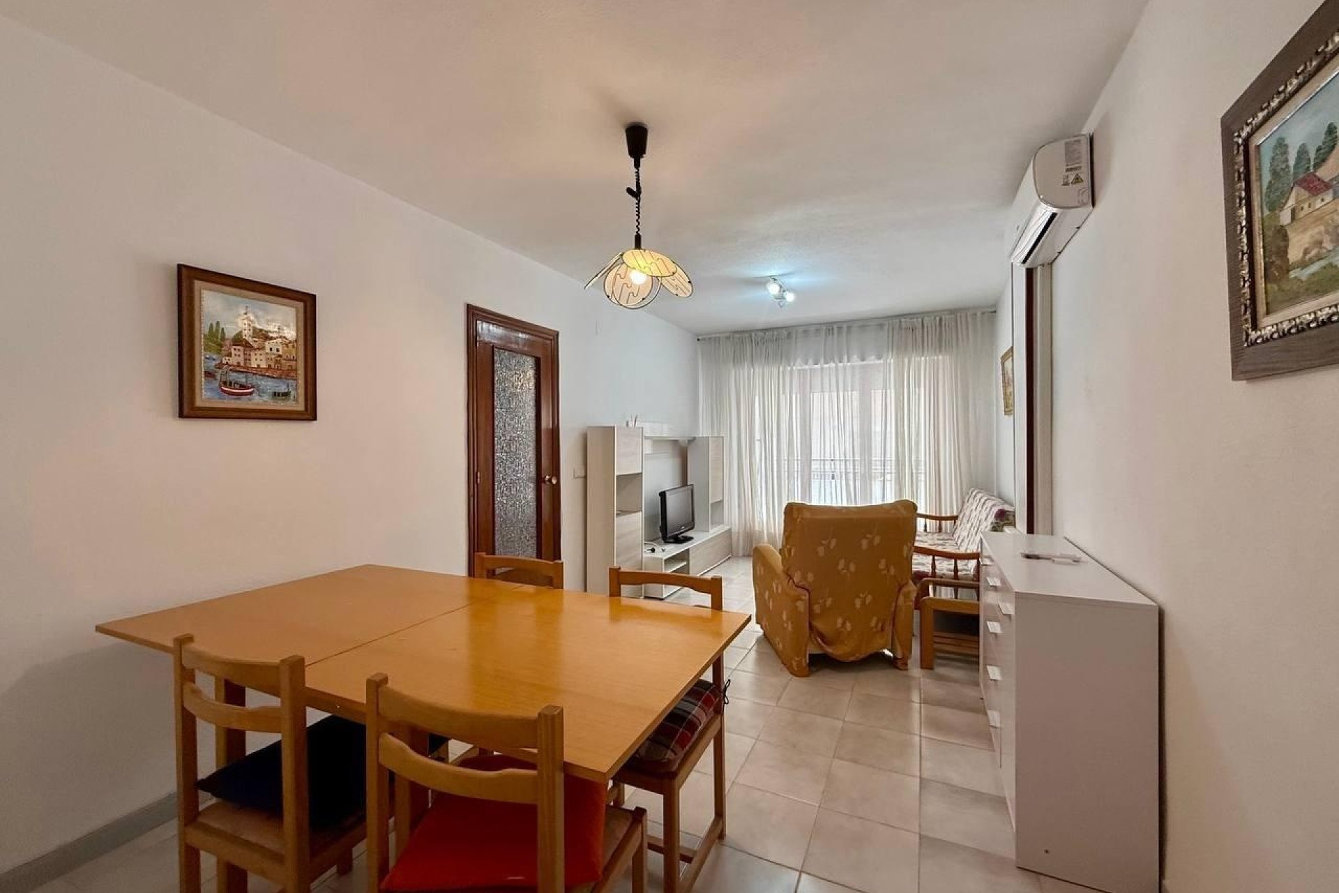 Herverkoop - Apartamento -
Torrevieja - Playa del Cura
