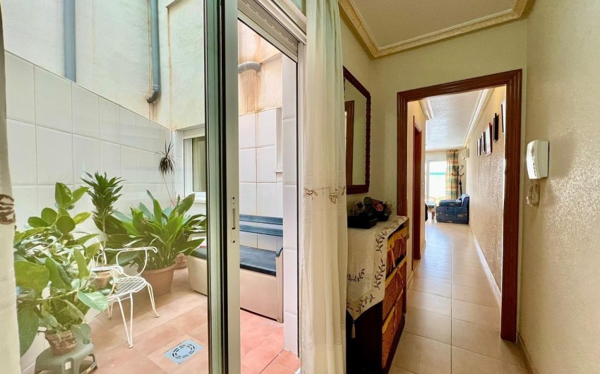 Herverkoop - Apartamento -
Torrevieja - Playa del Cura