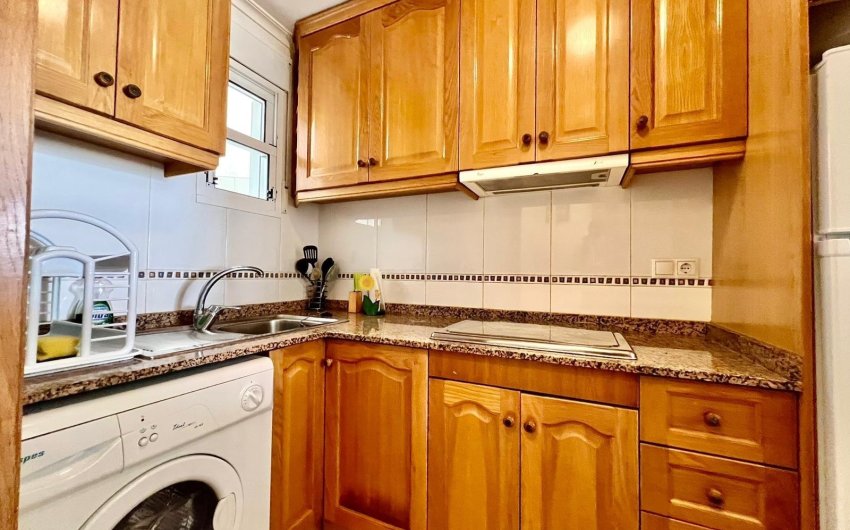 Herverkoop - Apartamento -
Torrevieja - Playa del Cura
