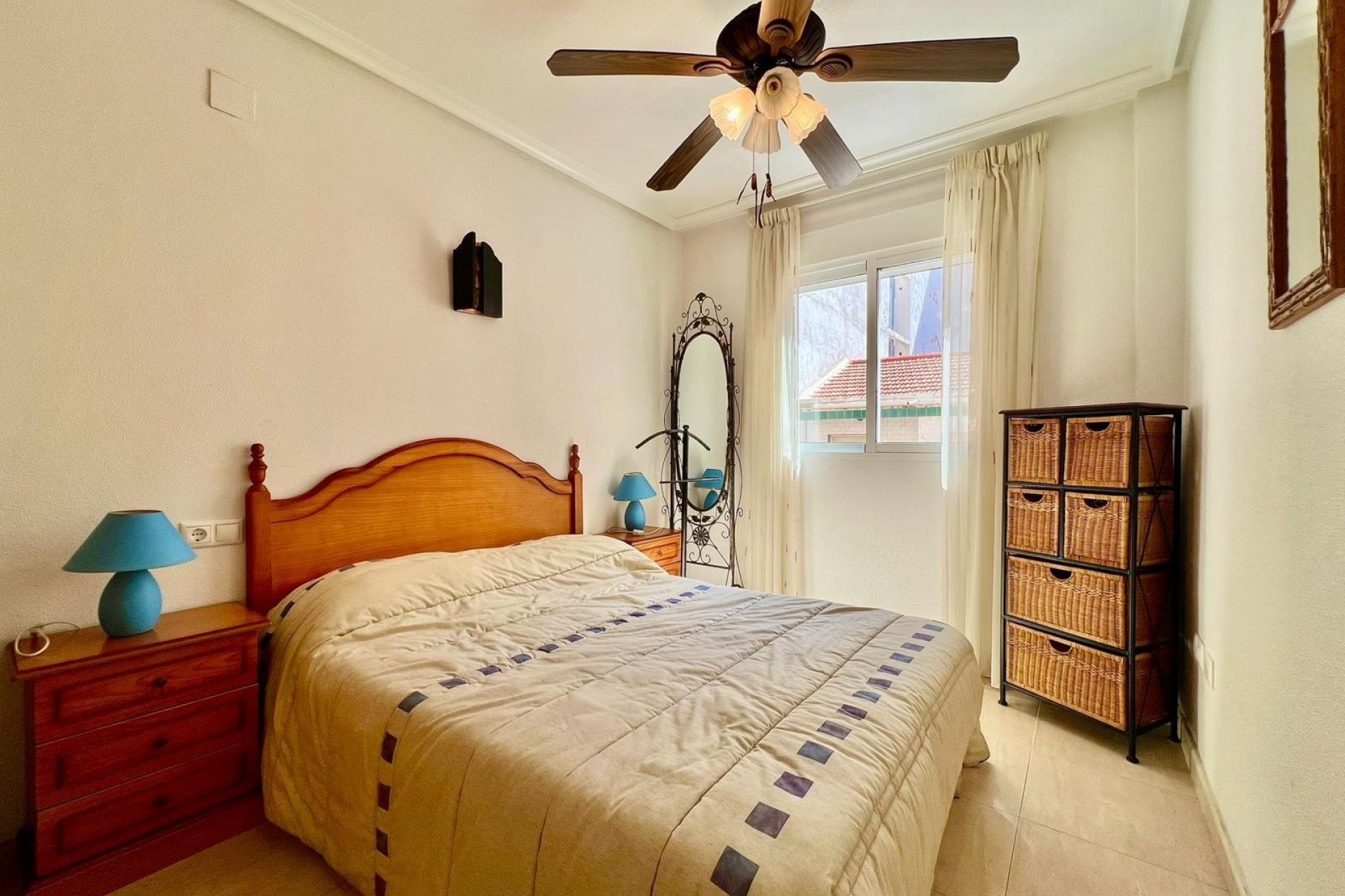 Herverkoop - Apartamento -
Torrevieja - Playa del Cura