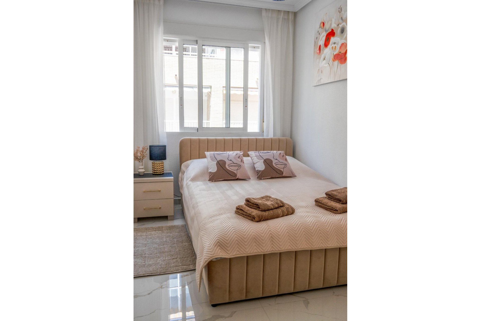 Herverkoop - Apartamento -
Torrevieja - Playa del Cura