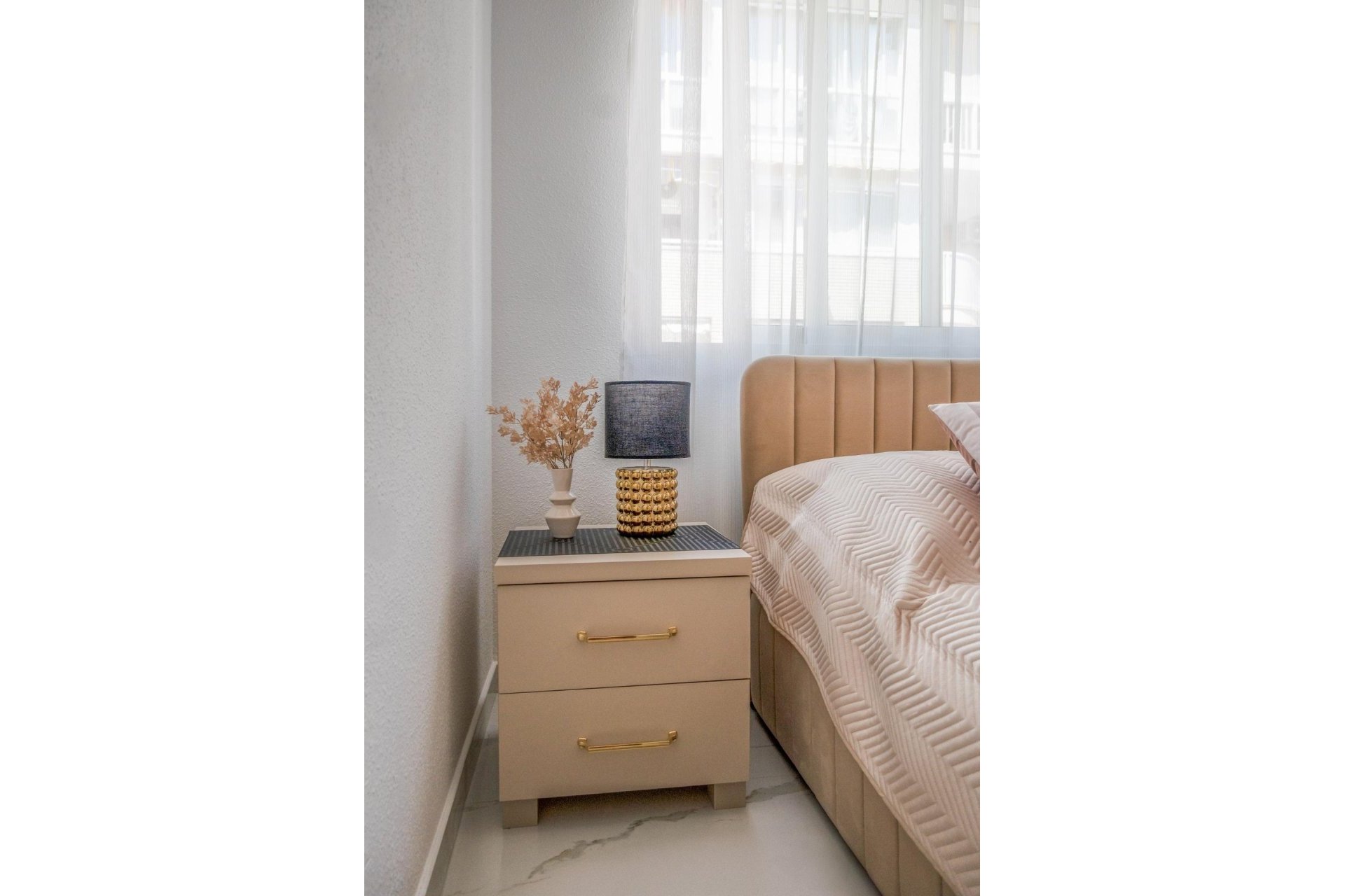 Herverkoop - Apartamento -
Torrevieja - Playa del Cura