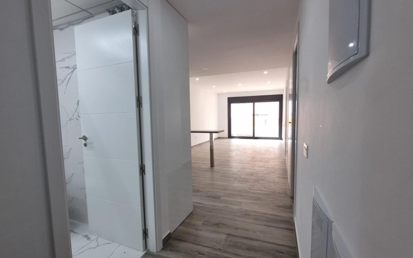 Herverkoop - Apartamento -
Torrevieja - Playa del Cura