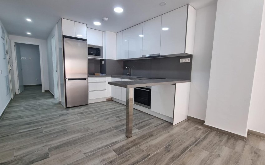 Herverkoop - Apartamento -
Torrevieja - Playa del Cura