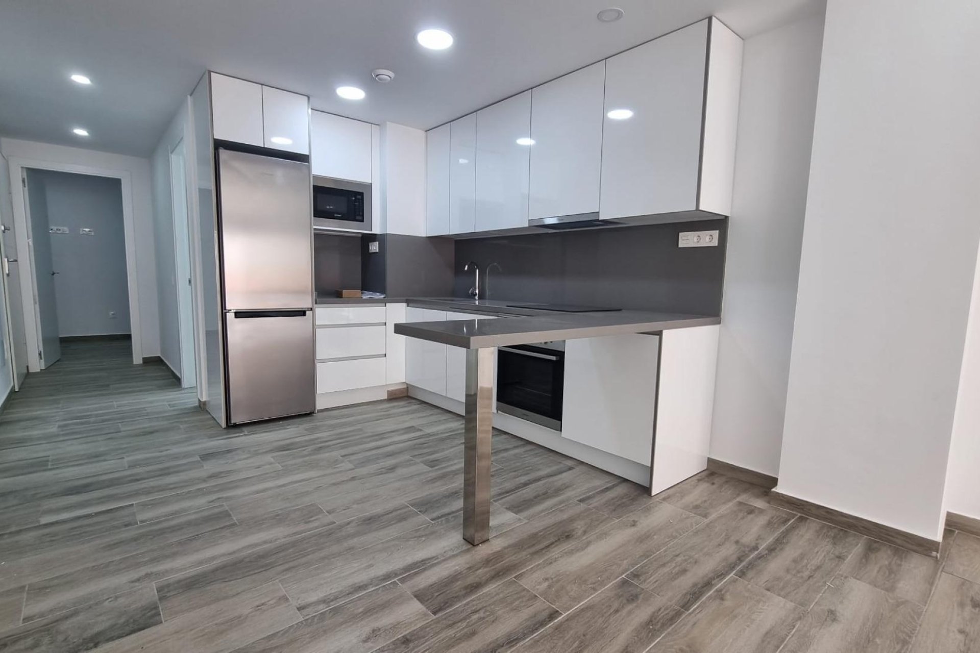 Herverkoop - Apartamento -
Torrevieja - Playa del Cura