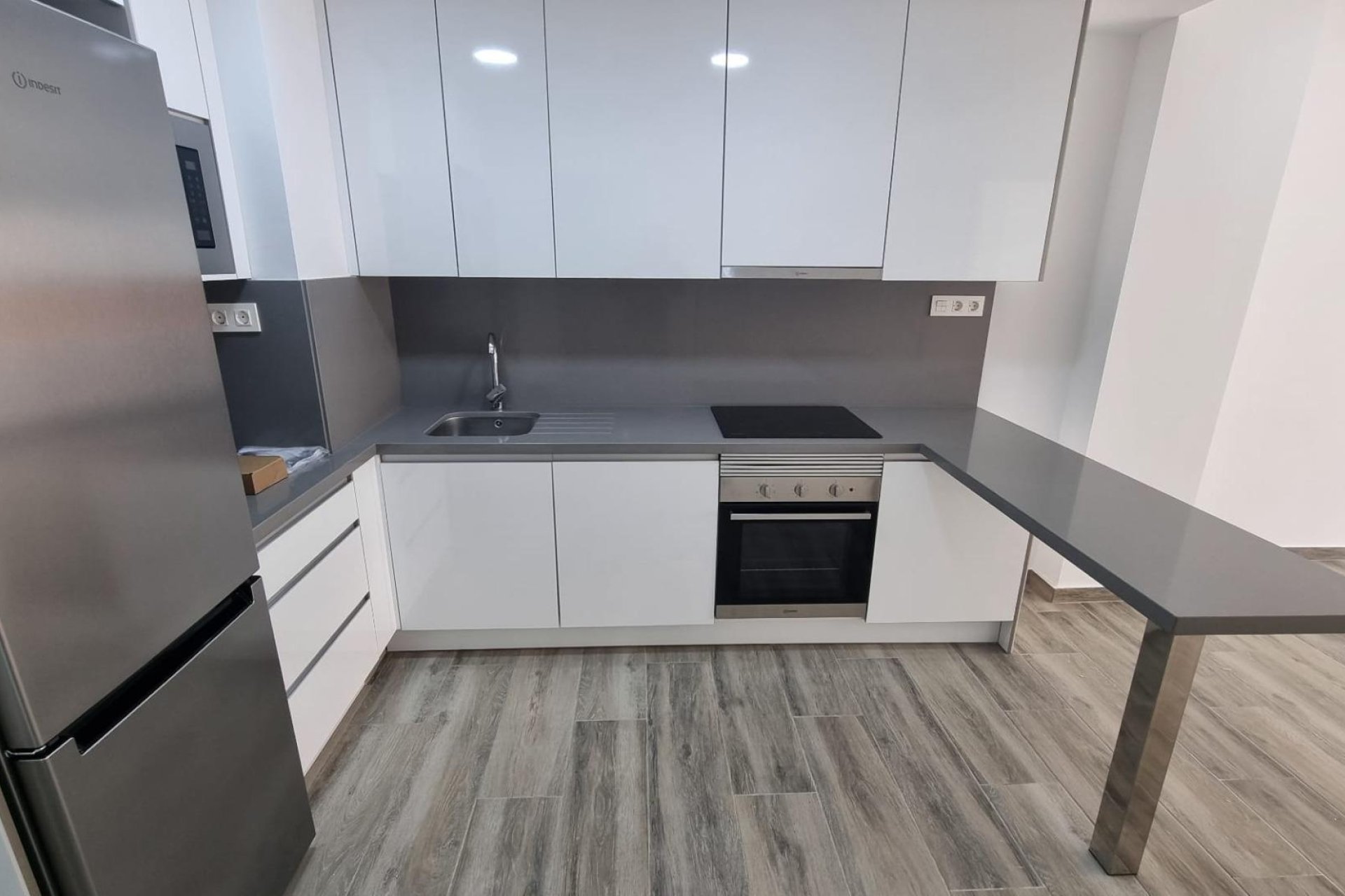 Herverkoop - Apartamento -
Torrevieja - Playa del Cura